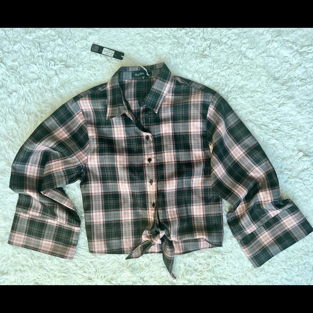 Super modern plaid crop blouse wide sleeves Brand New with tags - Womens Size S